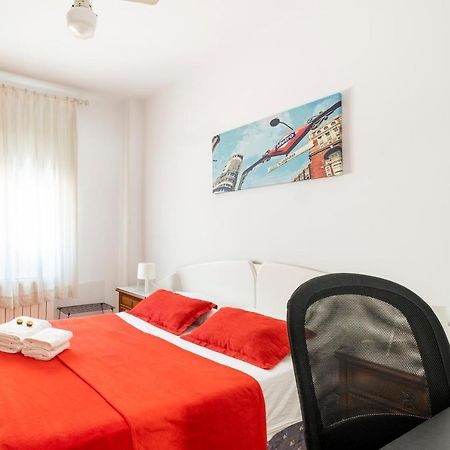 Madrid Center Room Private 7 Minutes Or 4 Metro Stops מראה חיצוני תמונה