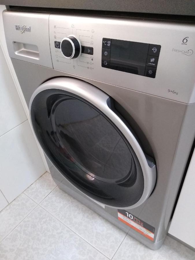 Madrid Center Room Private 7 Minutes Or 4 Metro Stops מראה חיצוני תמונה